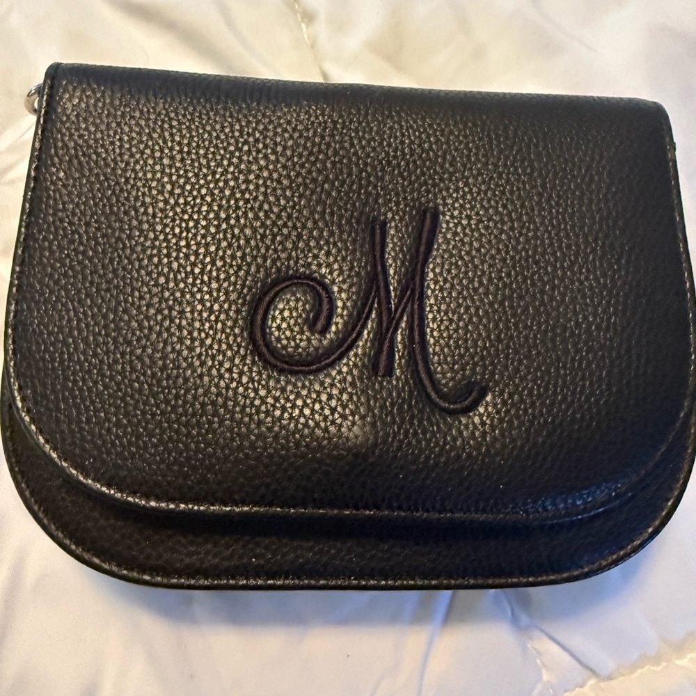 BNWT Thirty-One Black Textured Clutch “M”